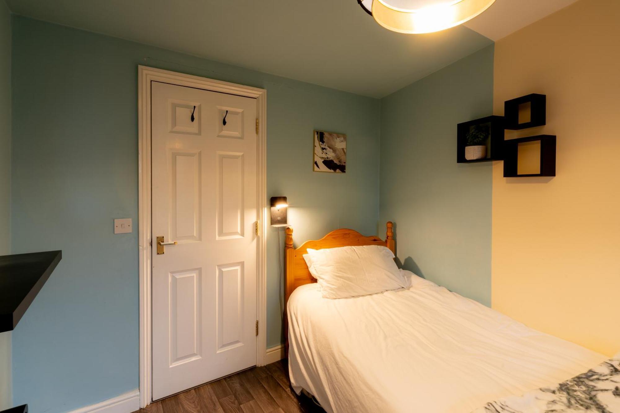 Aryas Apartments Oxford - Headington Exterior photo